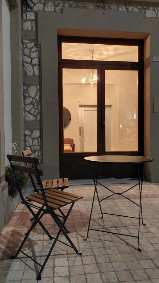 La Casa Del Mago Camere E Appartamenti Pissignano エクステリア 写真